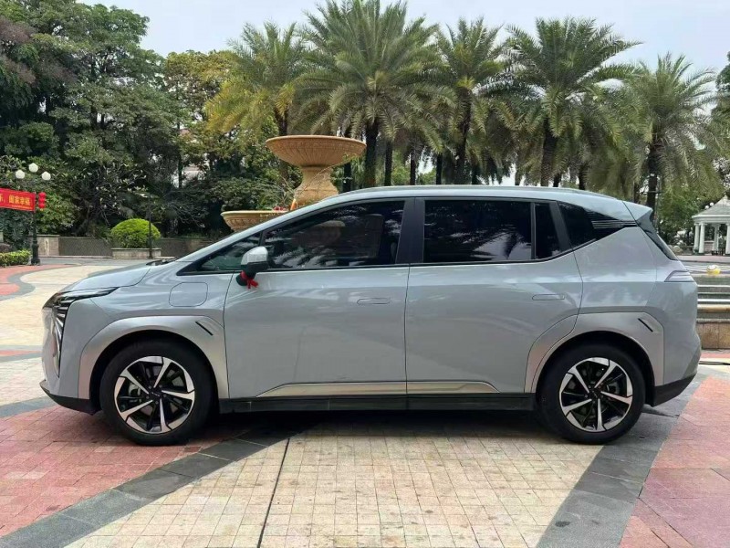 佛山25年传祺埃安Y3