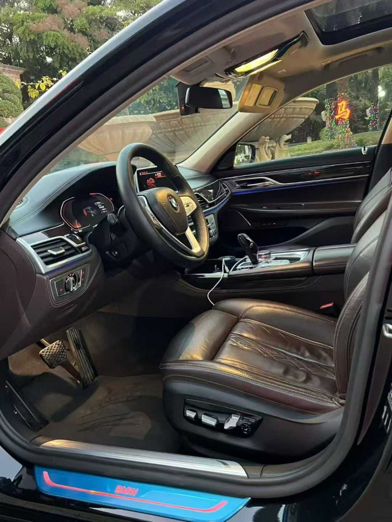 佛山20年宝马7系2