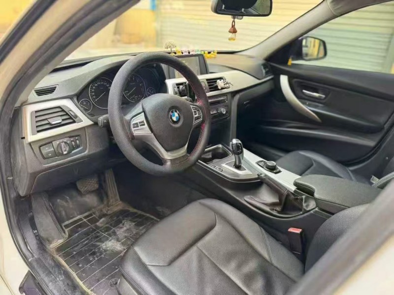 青島13年寶馬3系4