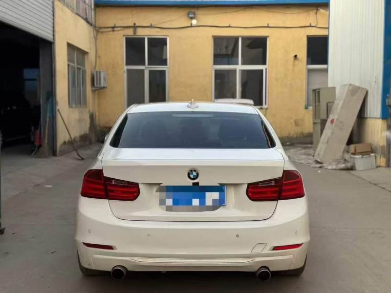 青島13年寶馬3系9