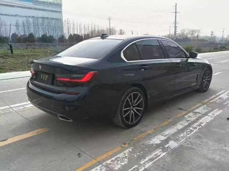 菏澤22年寶馬3系8