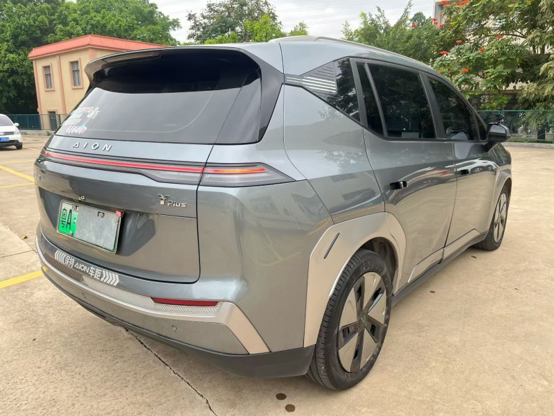 中山23年传祺埃安Y5