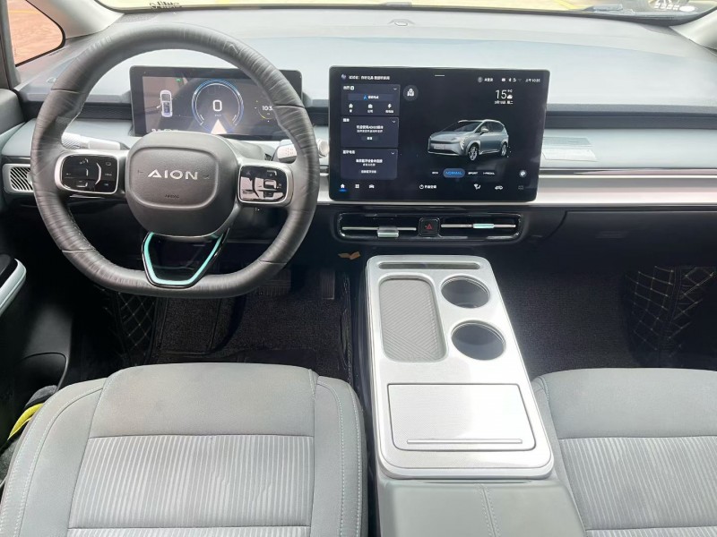 中山23年传祺埃安Y7