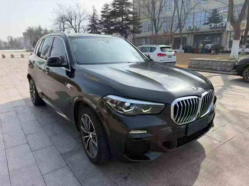 常州21年宝马X52