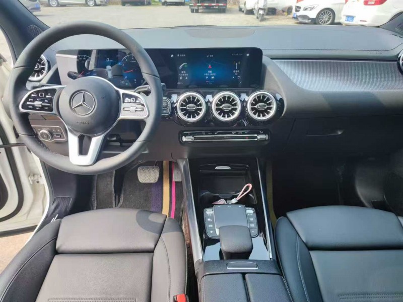 许昌21年奔驰GLA7