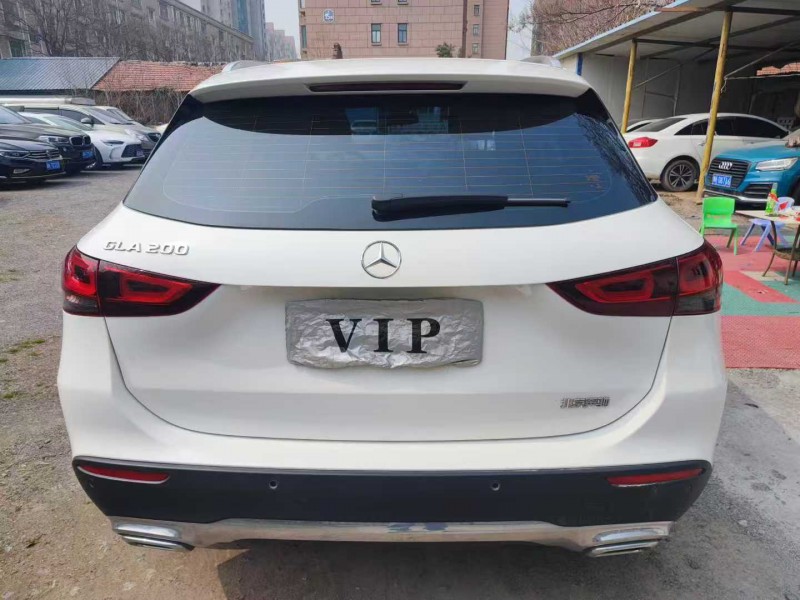 许昌21年奔驰GLA9