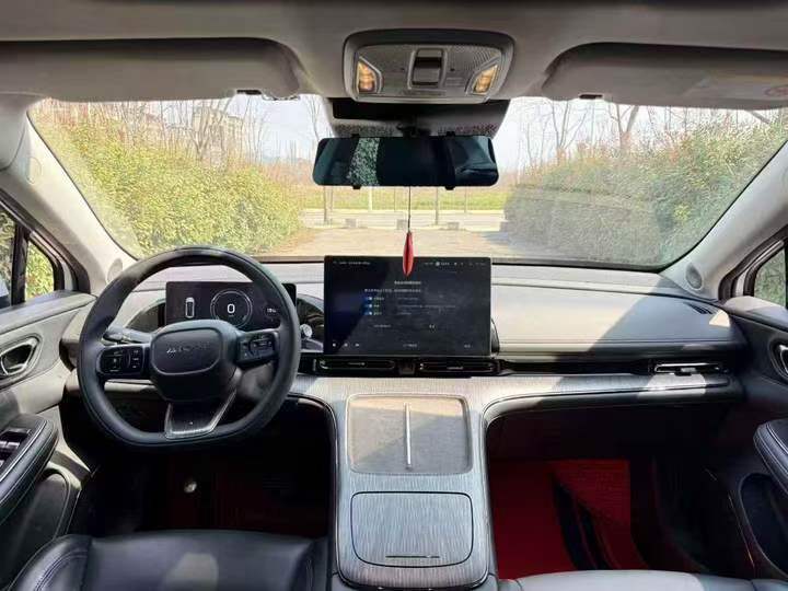 宜昌24年传祺埃安S5