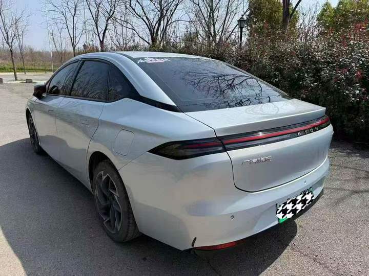 宜昌24年传祺埃安S7