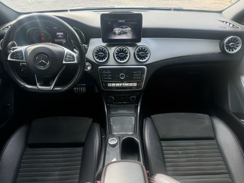 许昌18年奔驰CLA3