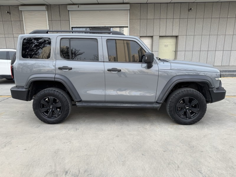 濟寧21年長城汽車坦克8