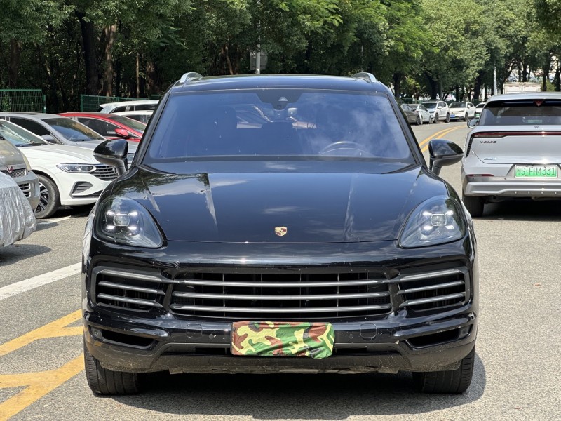 东莞18年保时捷卡宴1