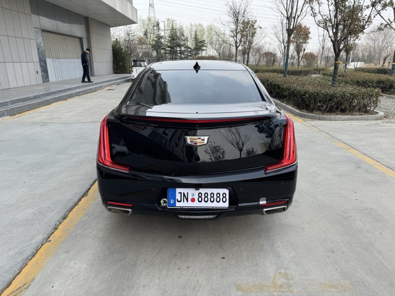 济宁19年凯迪拉克XTS9