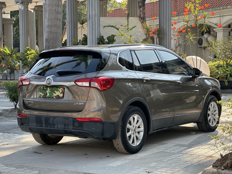 东莞18年别克昂科威8