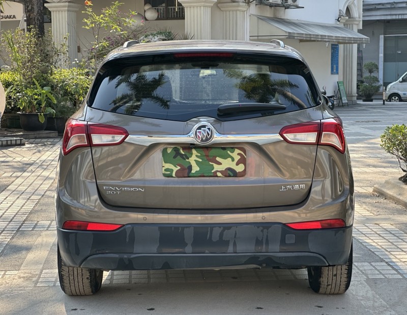 东莞18年别克昂科威9