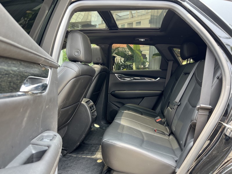 东莞20年凯迪拉克XT55