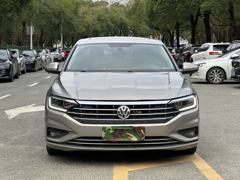 东莞19年大众速腾1