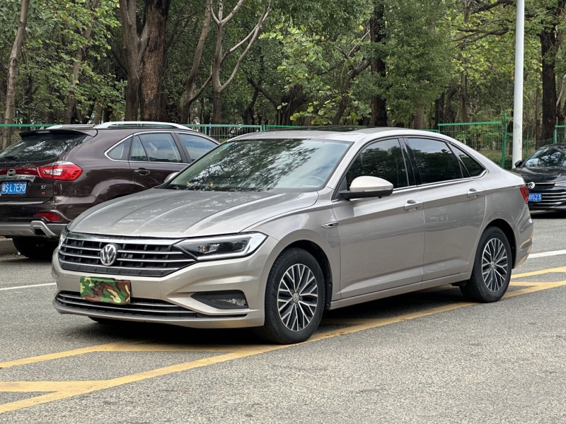 东莞19年大众速腾3