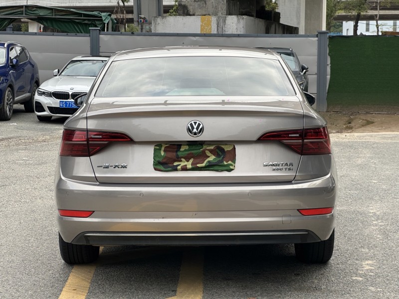 东莞19年大众速腾9