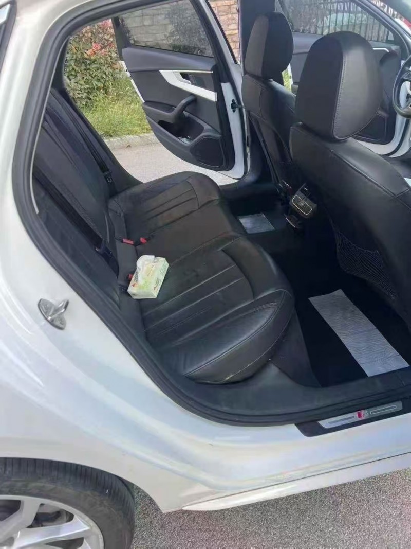 青岛19年奥迪A4L5