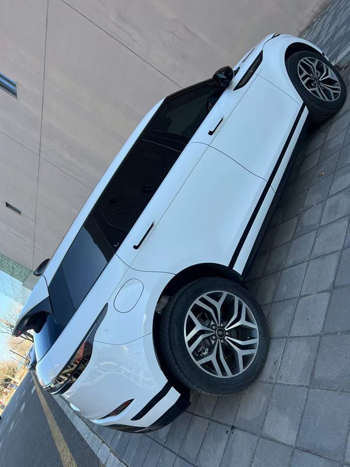 营口25年路虎极光7