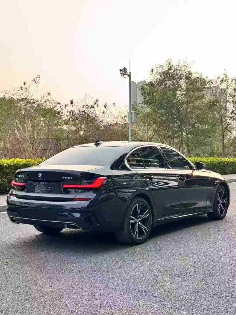 东莞21年宝马3系8