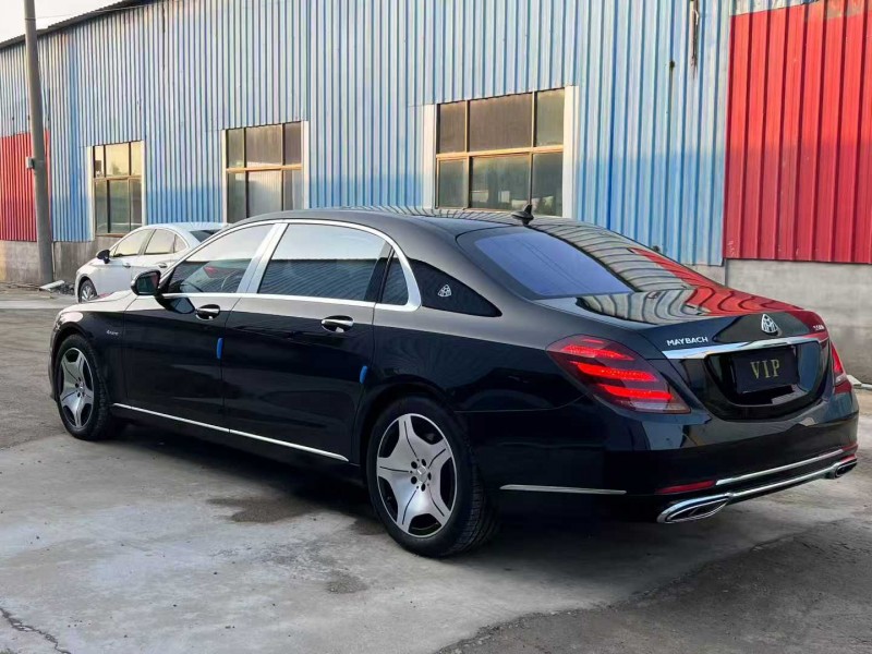 徐州16年奔驰迈巴赫S级5