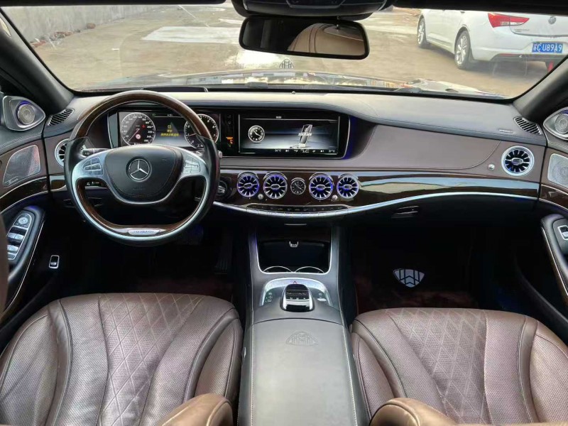 徐州16年奔驰迈巴赫S级7