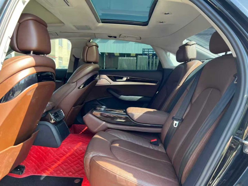 广州15年奥迪A8L7