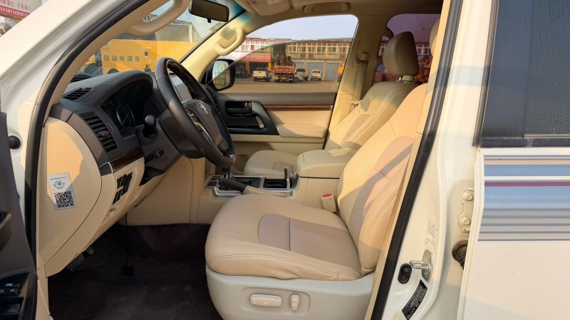 安阳16年丰田兰德酷路泽2