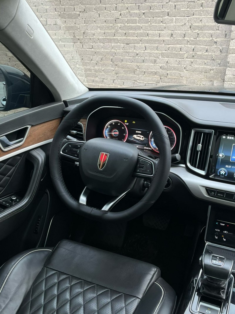 廊坊20年红旗HS74