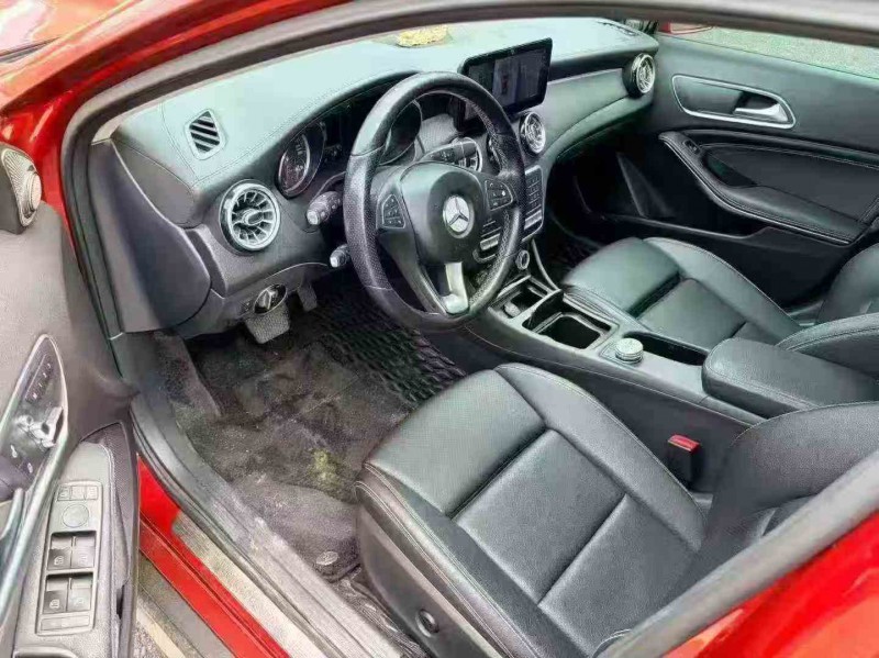 莆田17年奔驰GLA4