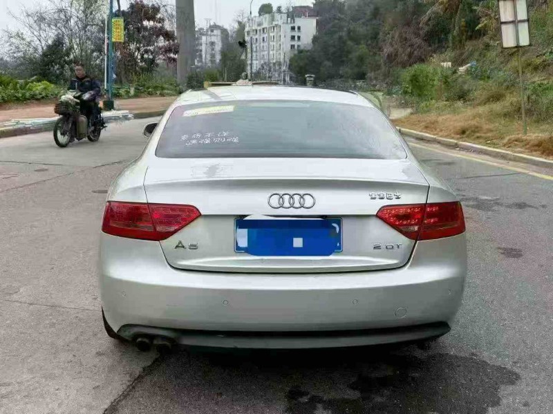 三明09年奥迪A59