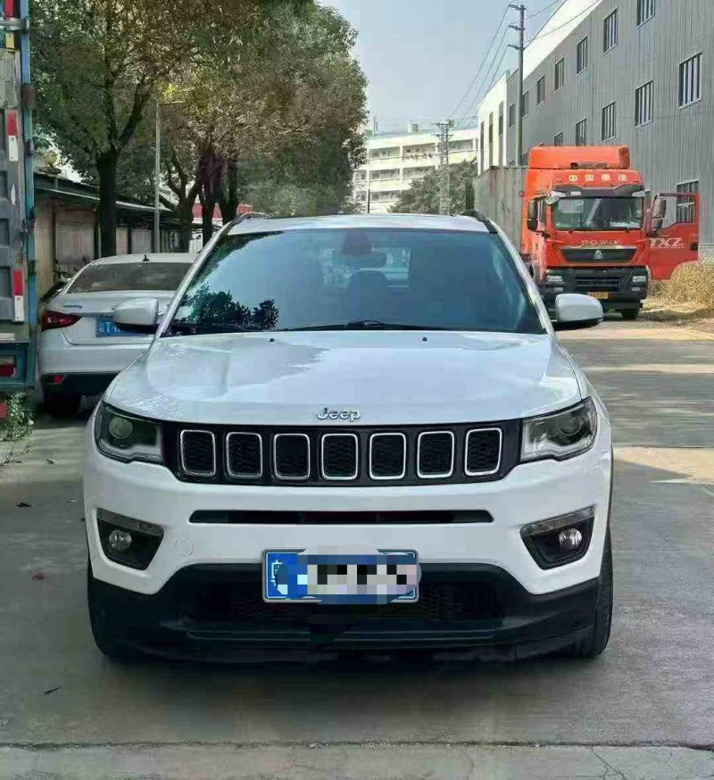 湛江17年Jeep指南者1