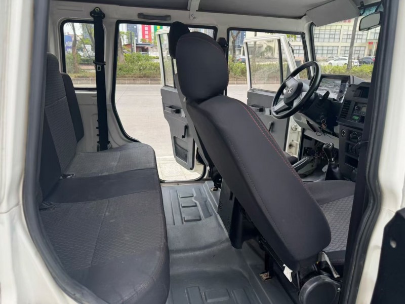 广州18年北汽制造战旗5