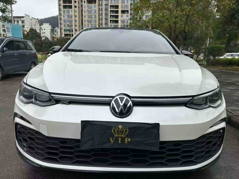 安顺23年大众高尔夫1