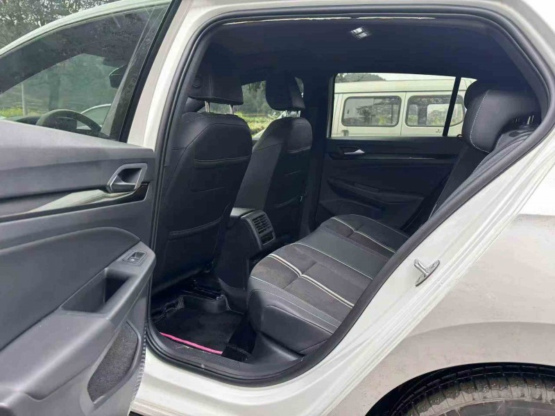 安顺23年大众高尔夫9