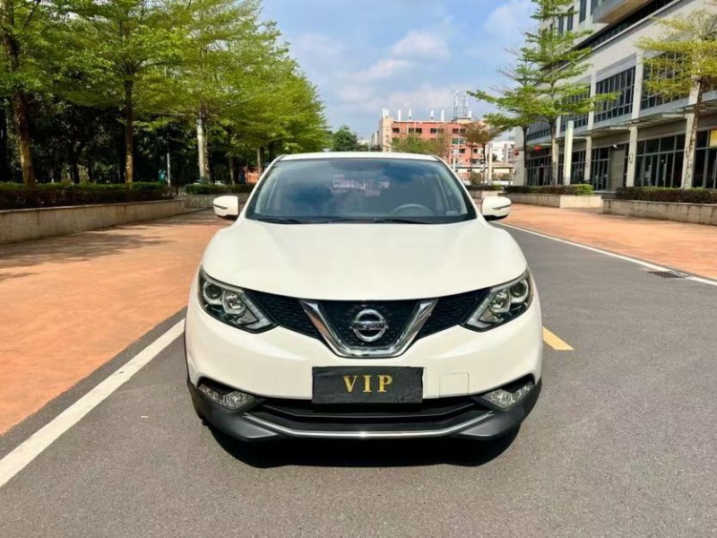 东莞16年日产逍客1