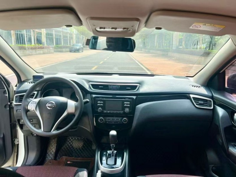 东莞16年日产逍客4