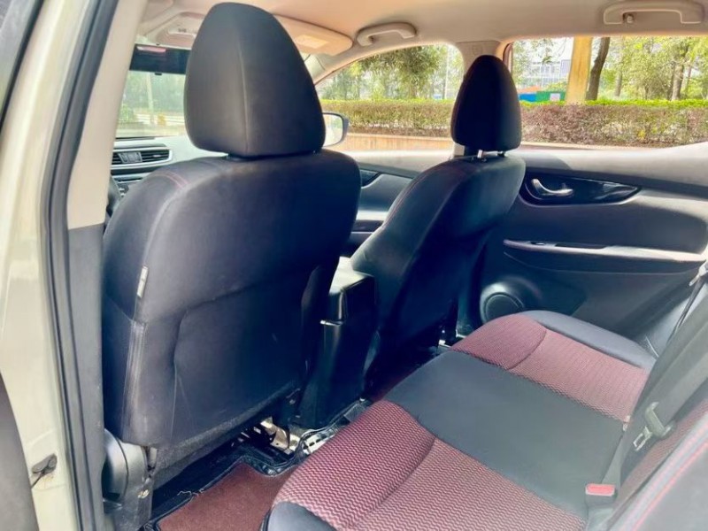 东莞16年日产逍客5