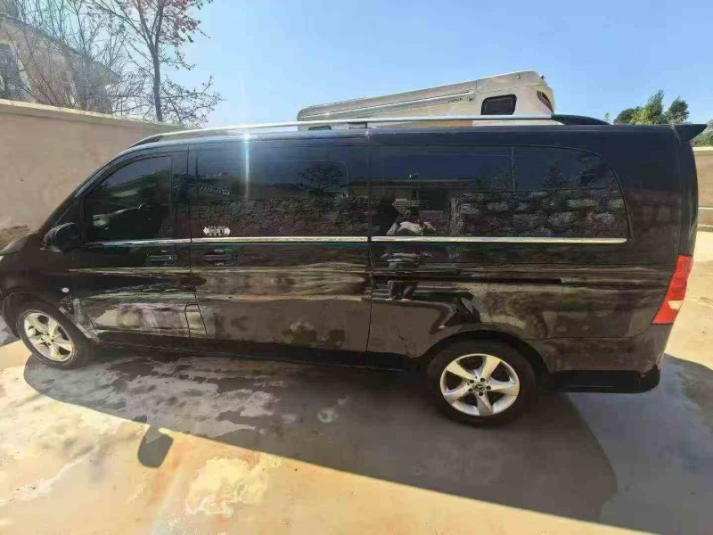 安順19年奔馳威霆2