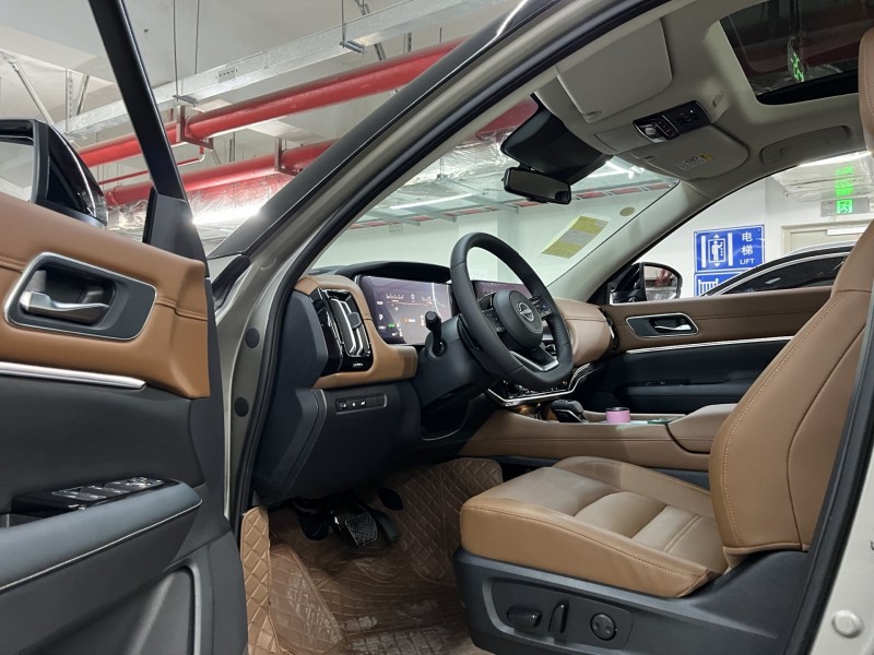 深圳26年日产探陆4