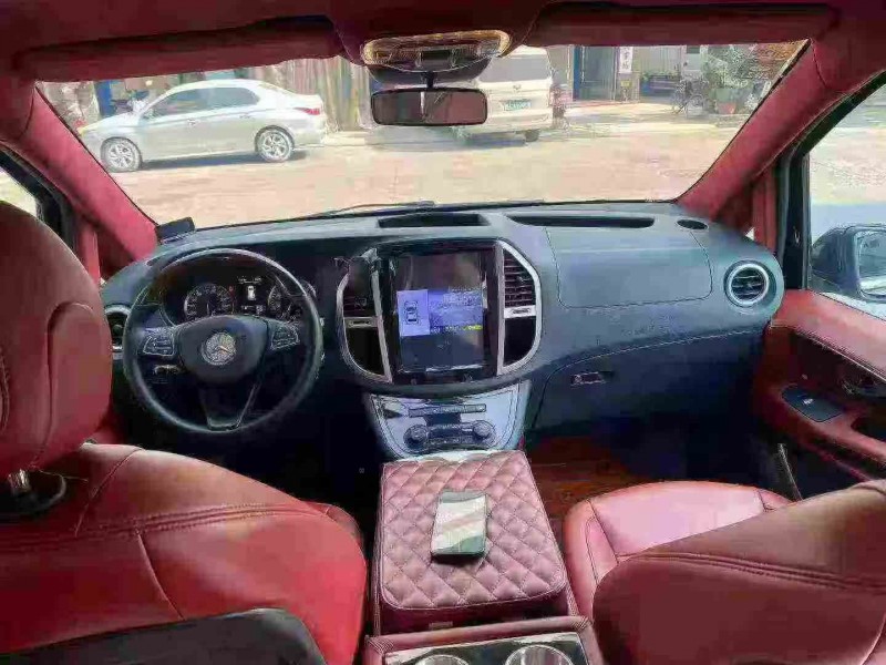 汕頭19年奔馳威霆6