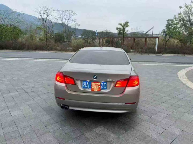 深圳12年寶馬5系9