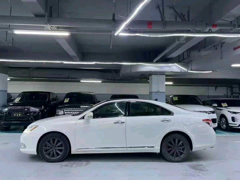 徐州11年雷克萨斯ES7