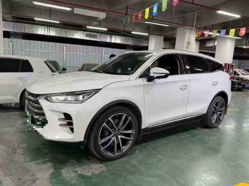 銅仁18年比亞迪唐2