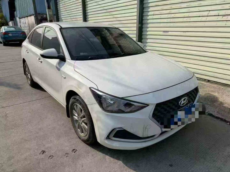 湛江20年现代悦动2