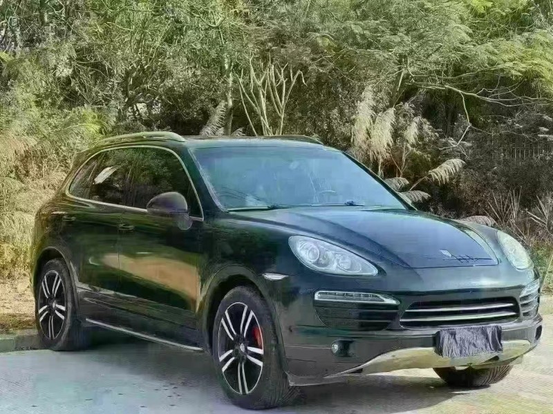 汕头15年保时捷卡宴2