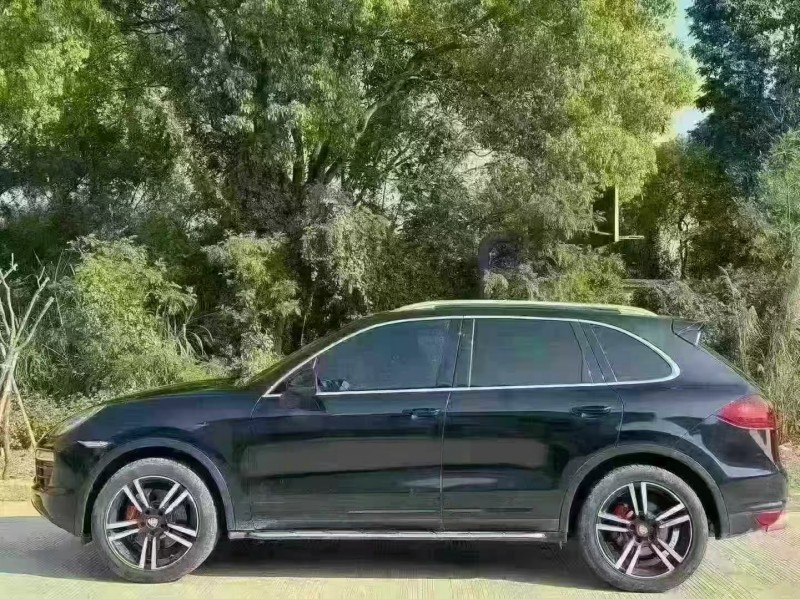 汕头15年保时捷卡宴3