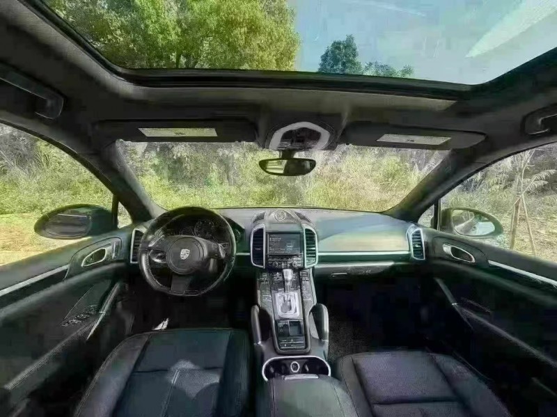 汕头15年保时捷卡宴5