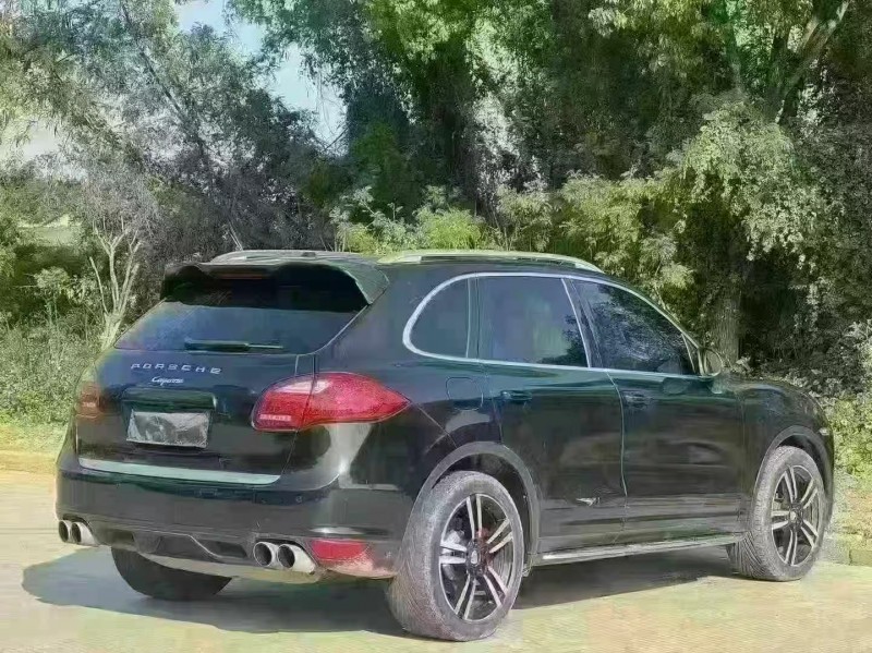 汕头15年保时捷卡宴8